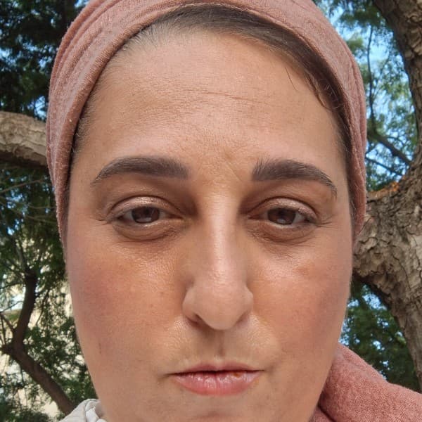 בת אל סומך, טיפול באומנות, בנתניה