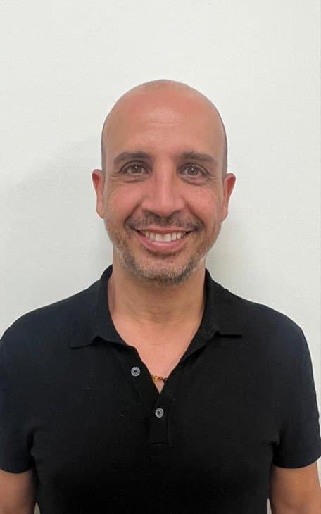 אברי ברקת, פסיכותרפיה, בניר צבי