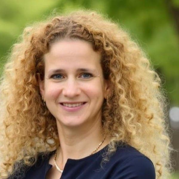 אפרת שרעבי, נטורופתיה, בגבעת ברנר