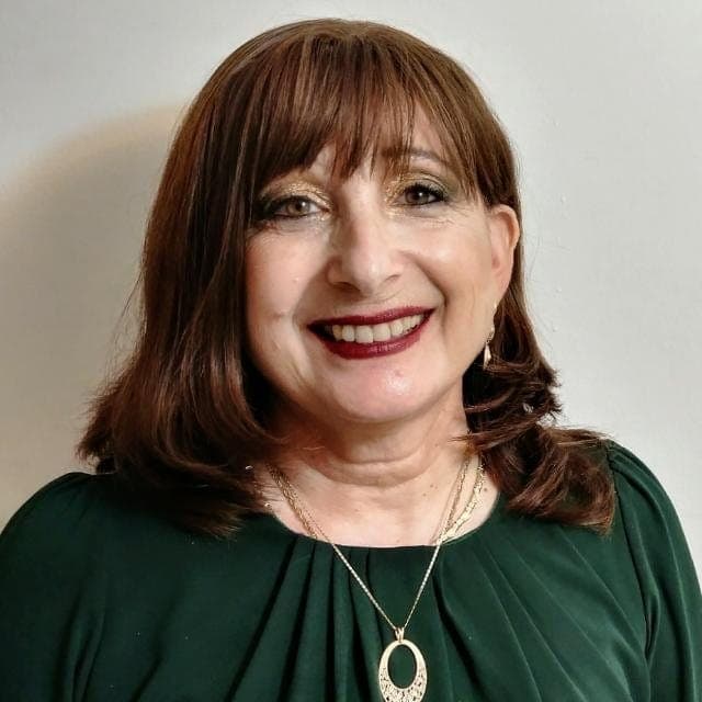 ענת סין הרשקו, פיזיותרפיה, ברחובות